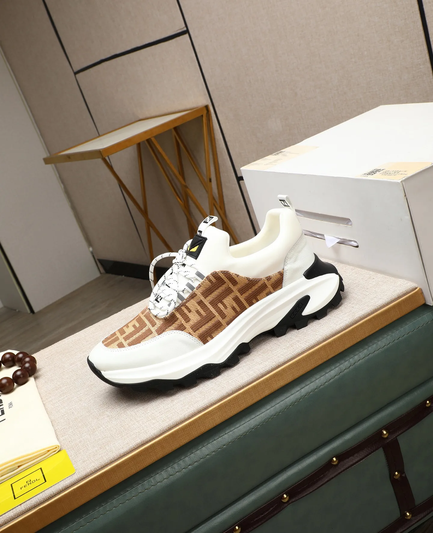Men's shoes 💰460🕷🕷[FENDI] Fendi fashionable casual men's shoes 🇨🇳Original official website 1:1 model opening, new models are available first 💯Not high-profile but avant-garde, simple About low-key and fashionable, super versatile style 🌿 Made of original cowhide ➕ Pigskin lining 🎋 The version is comfortable on the feet, so rigorous for any small place, and the workmanship is first-class 🍍38-44 Large quantities in stock